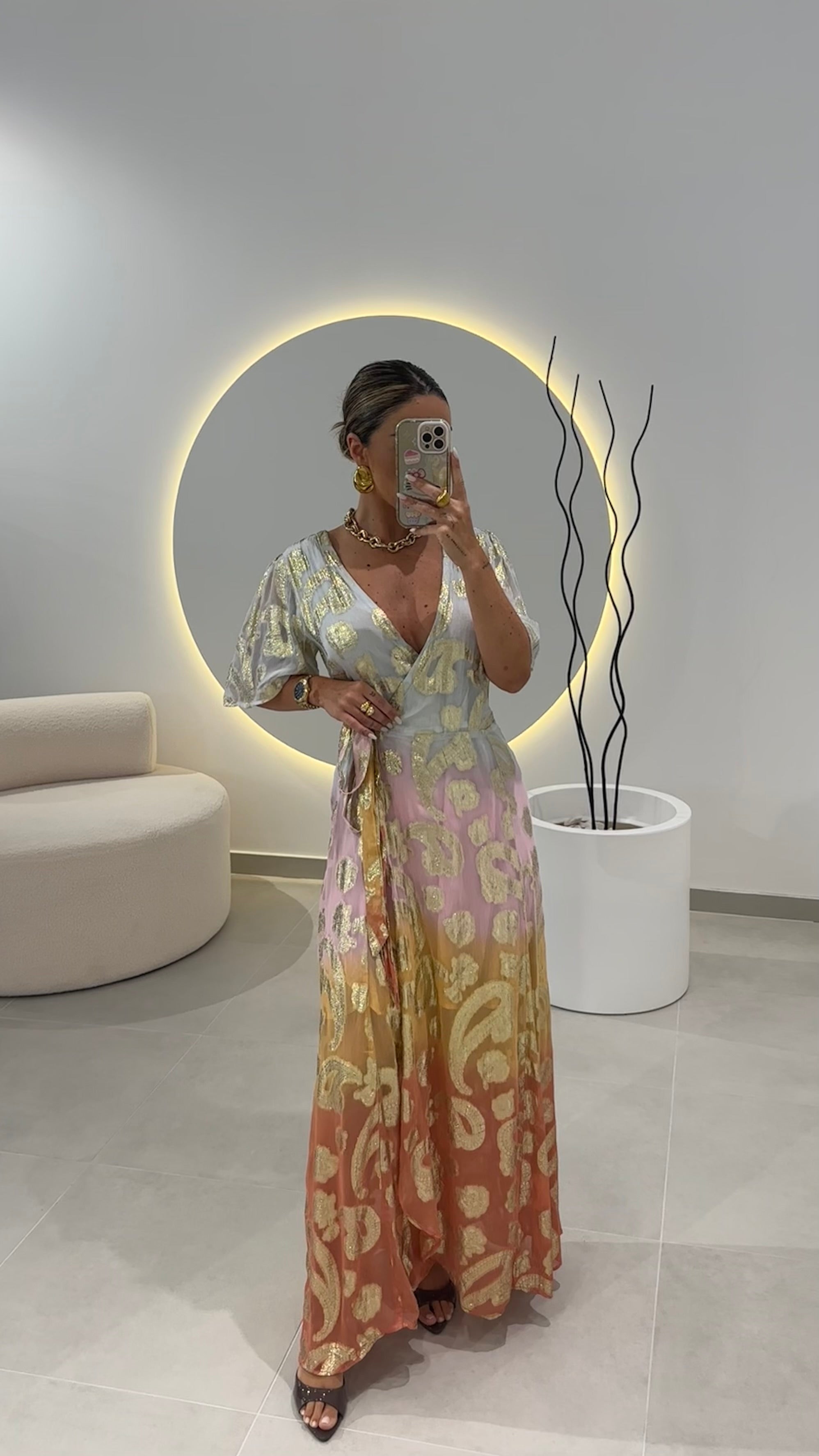 Vestido Padrão Dourado