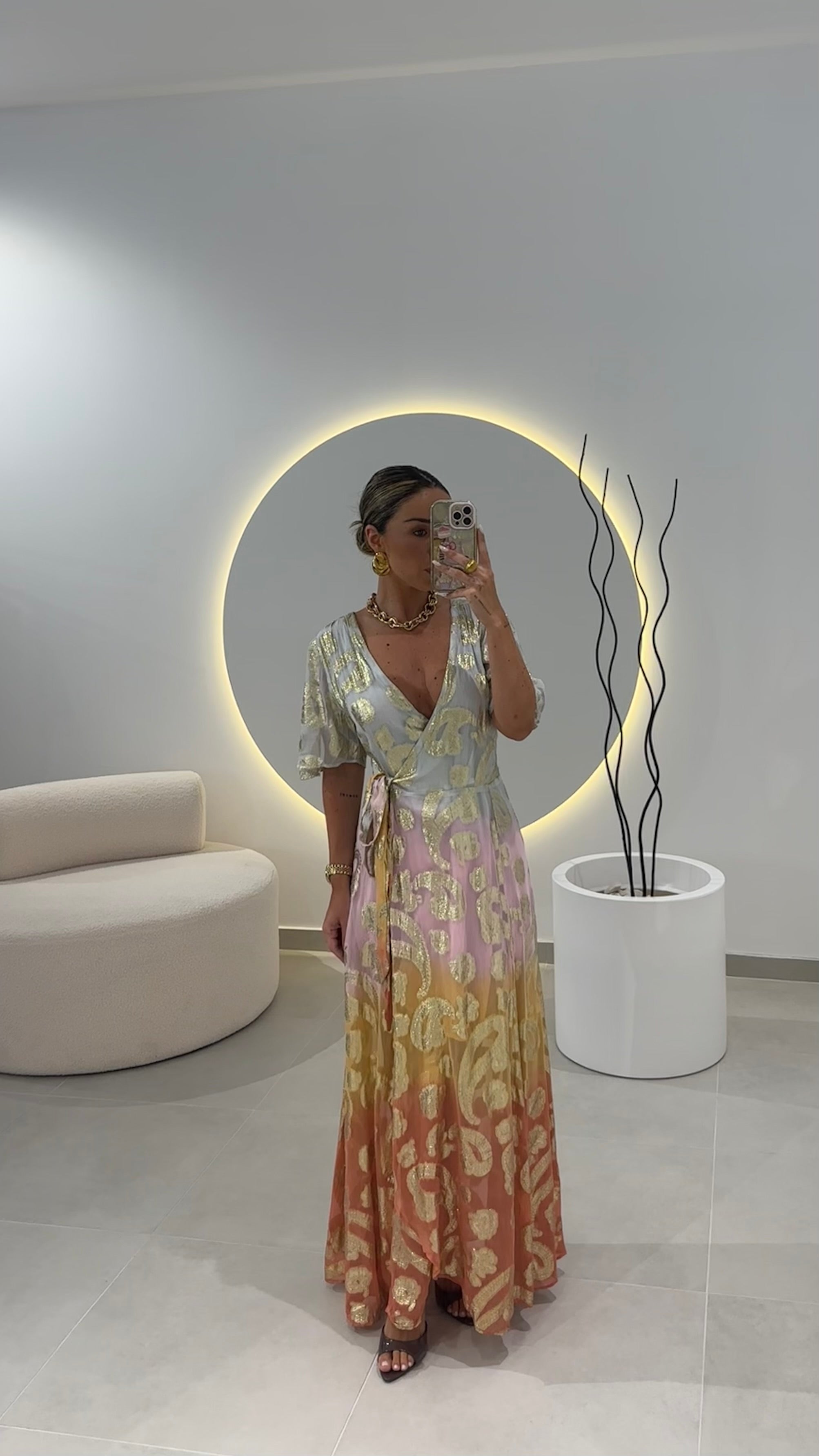 Vestido Padrão Dourado