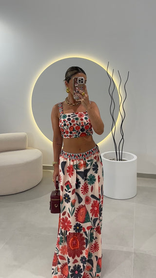 Conjunto Florido Saia Longa