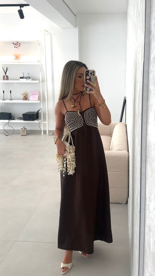 Vestido Castanho Contrastes