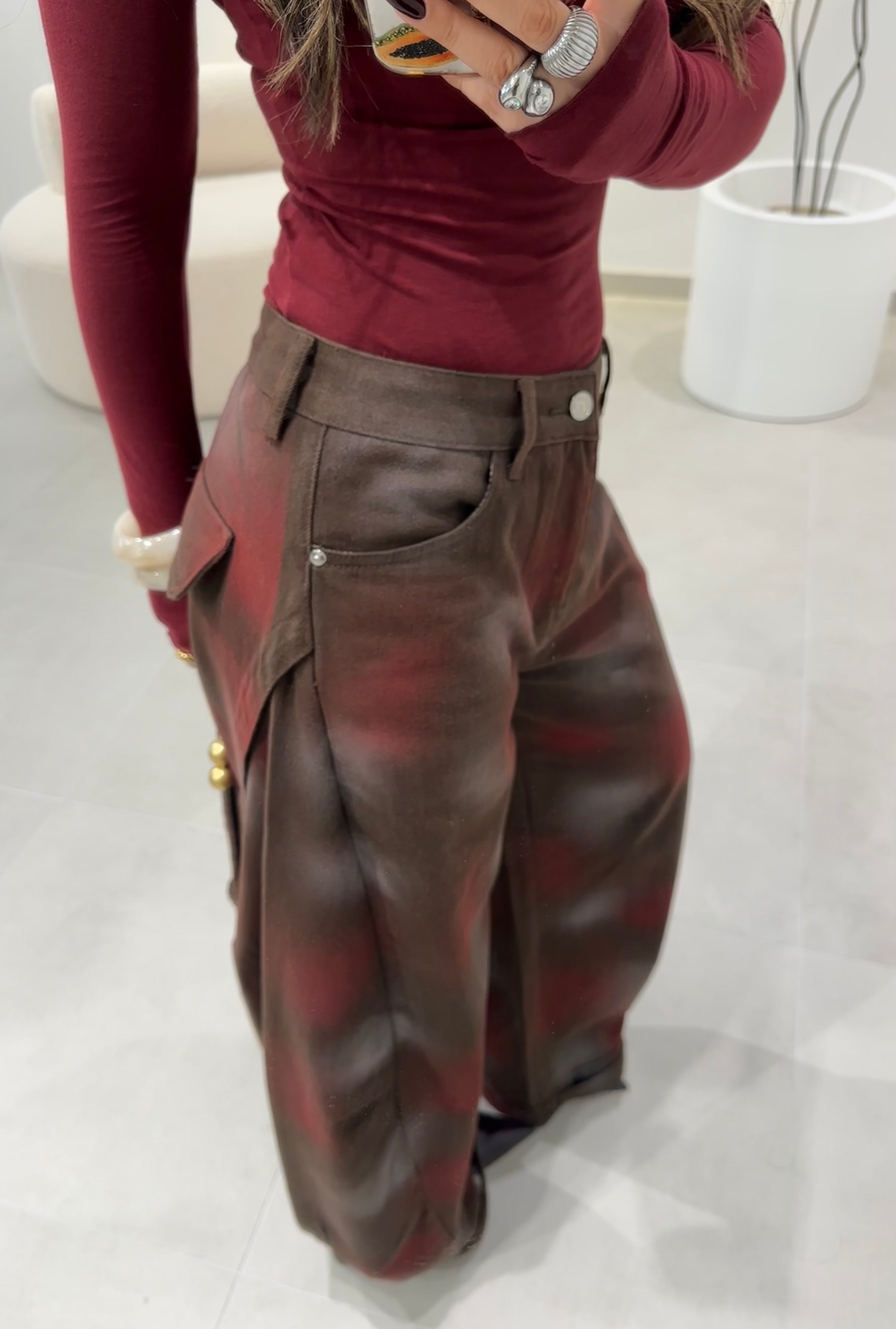 Brown Balloon Jeans With Print