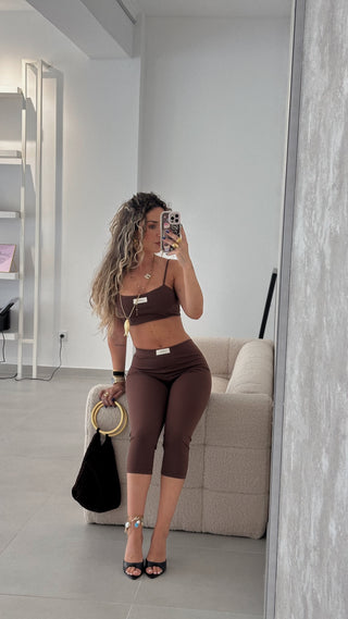 Conjunto Capri Castanho LUMINA