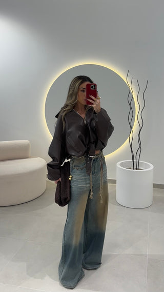 Wide Leg Jeans with Belt