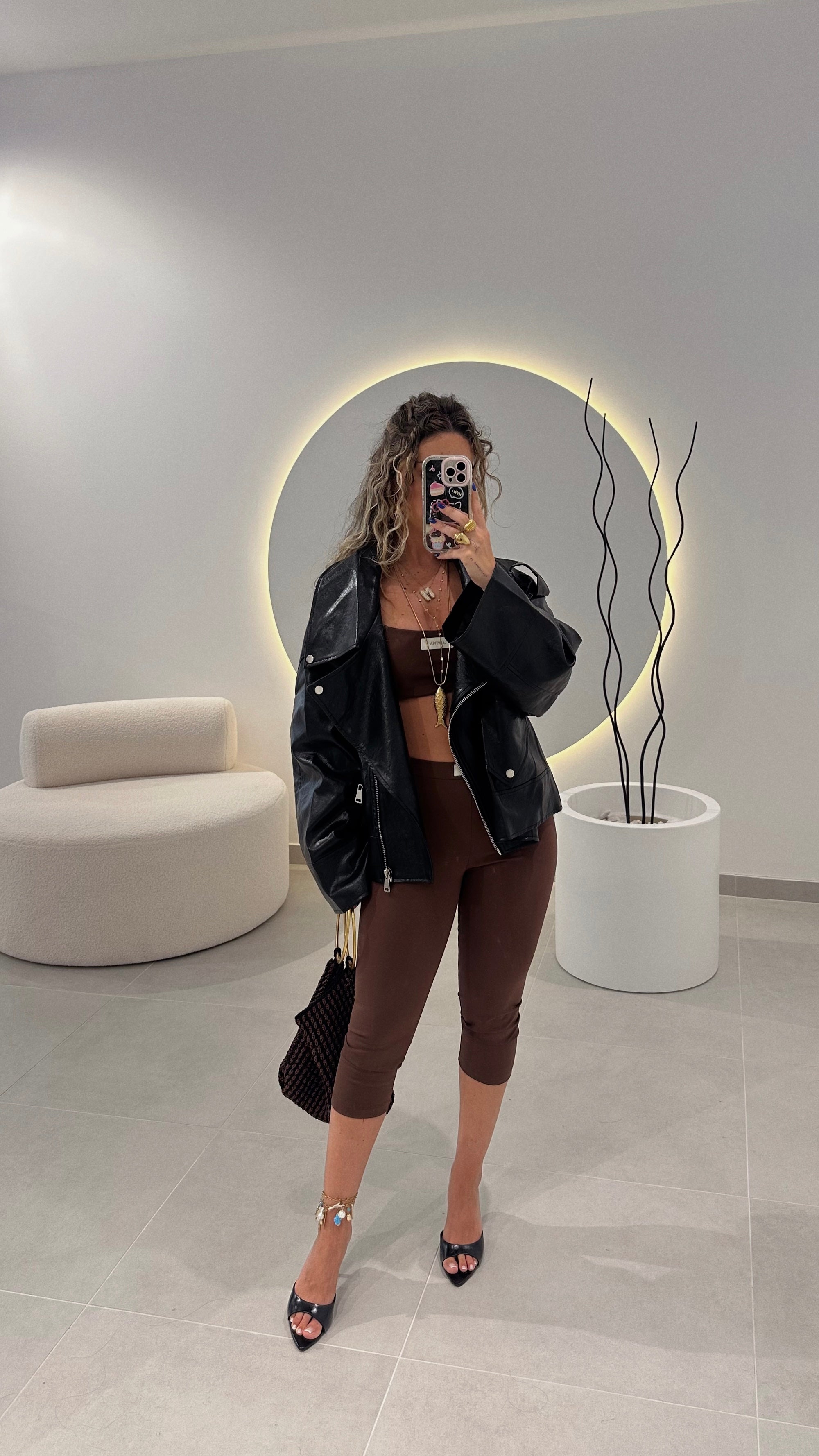 Conjunto Capri Castanho LUMINA