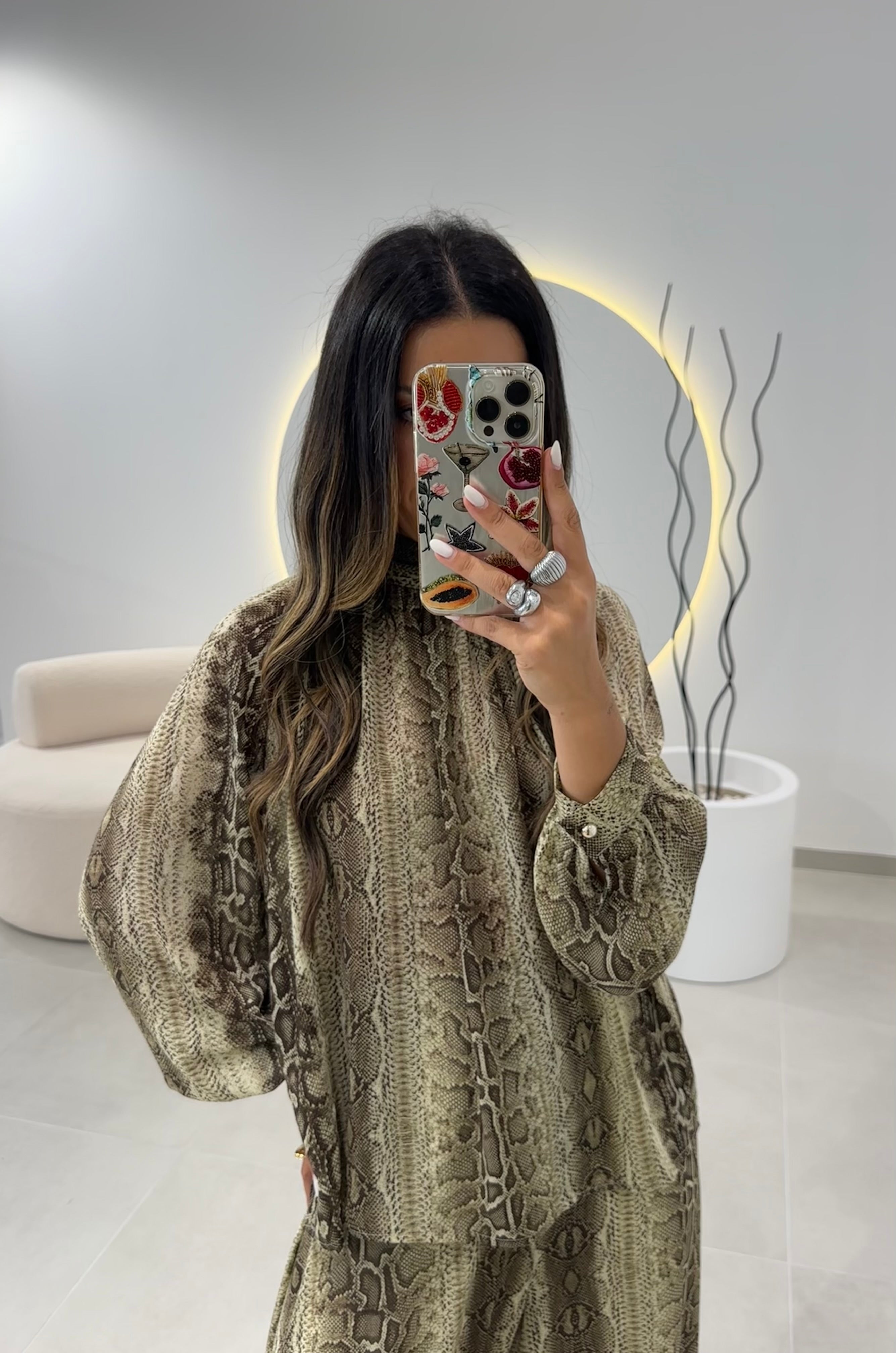 Conjunto Fluído Snake Print