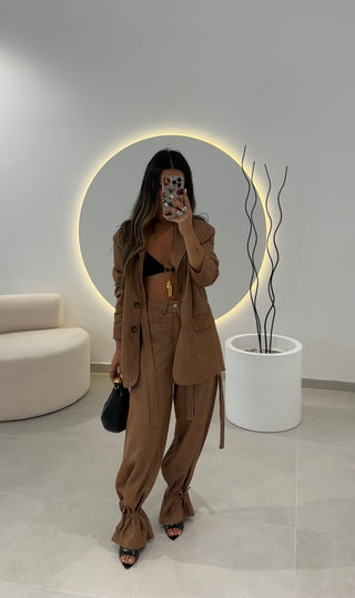 Blazer Lapela Camel Lumina