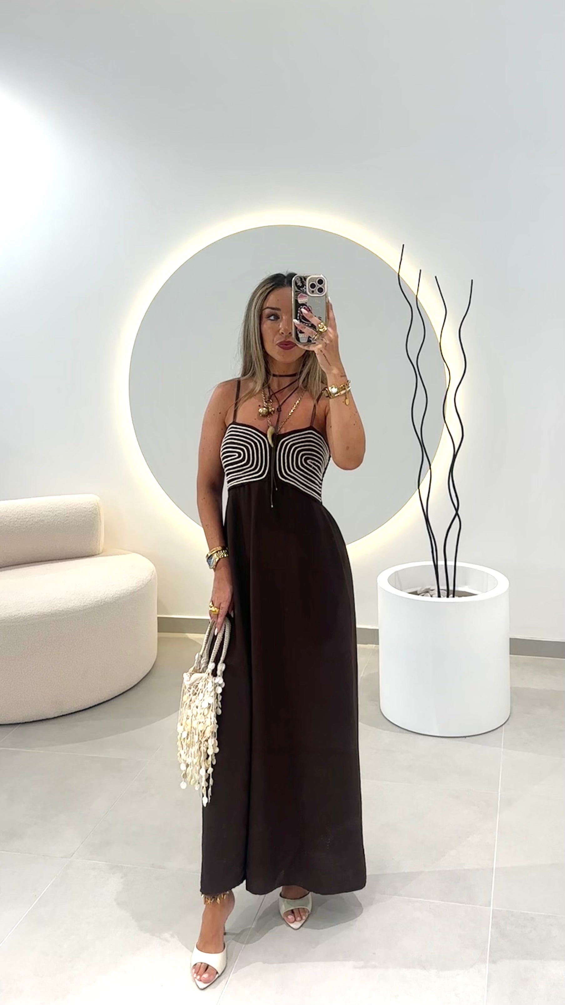 Vestido Castanho Contrastes