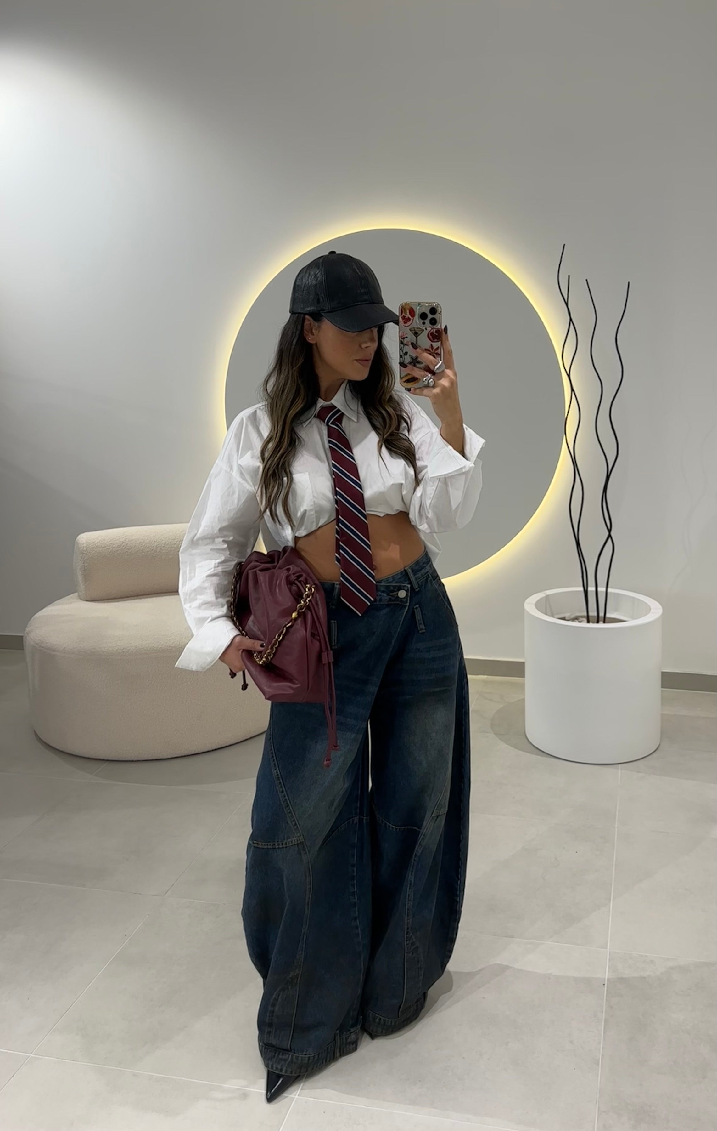 Oversized Crossover Jeans