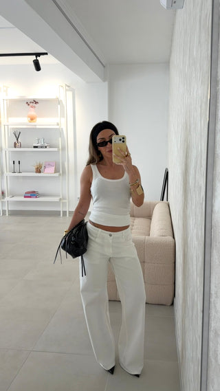 White Star Mid-Rise Jeans