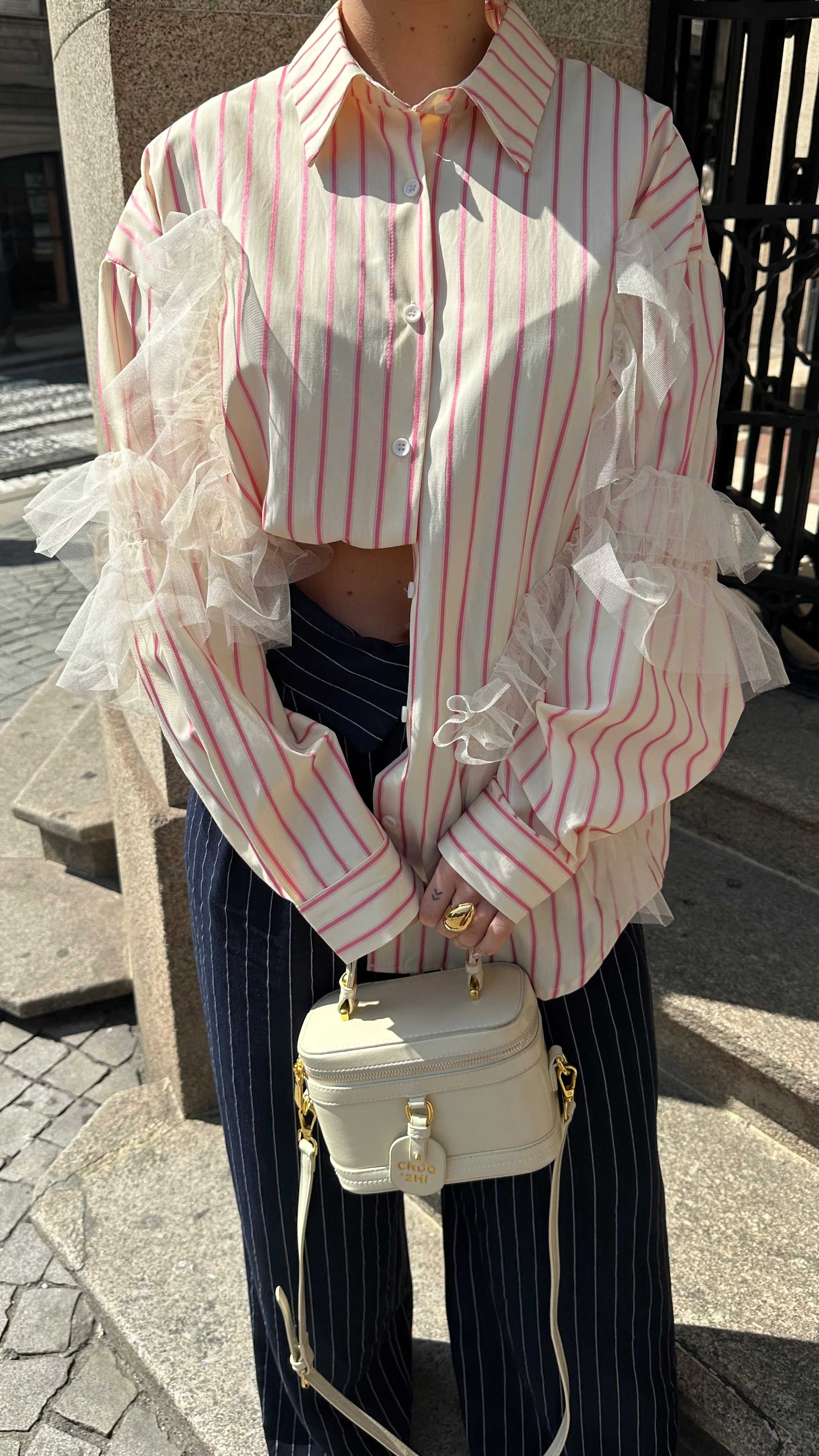 Camisa Riscas Rosa e Tule