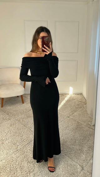 Vestido Decote Barco Preto