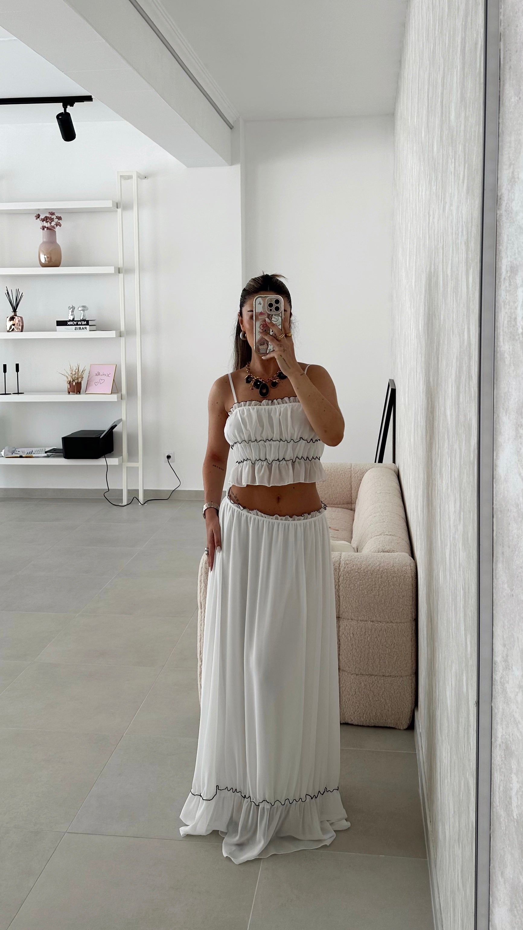 Conjunto Branco Contrastes