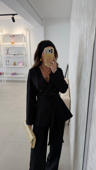 Black Classic Suit