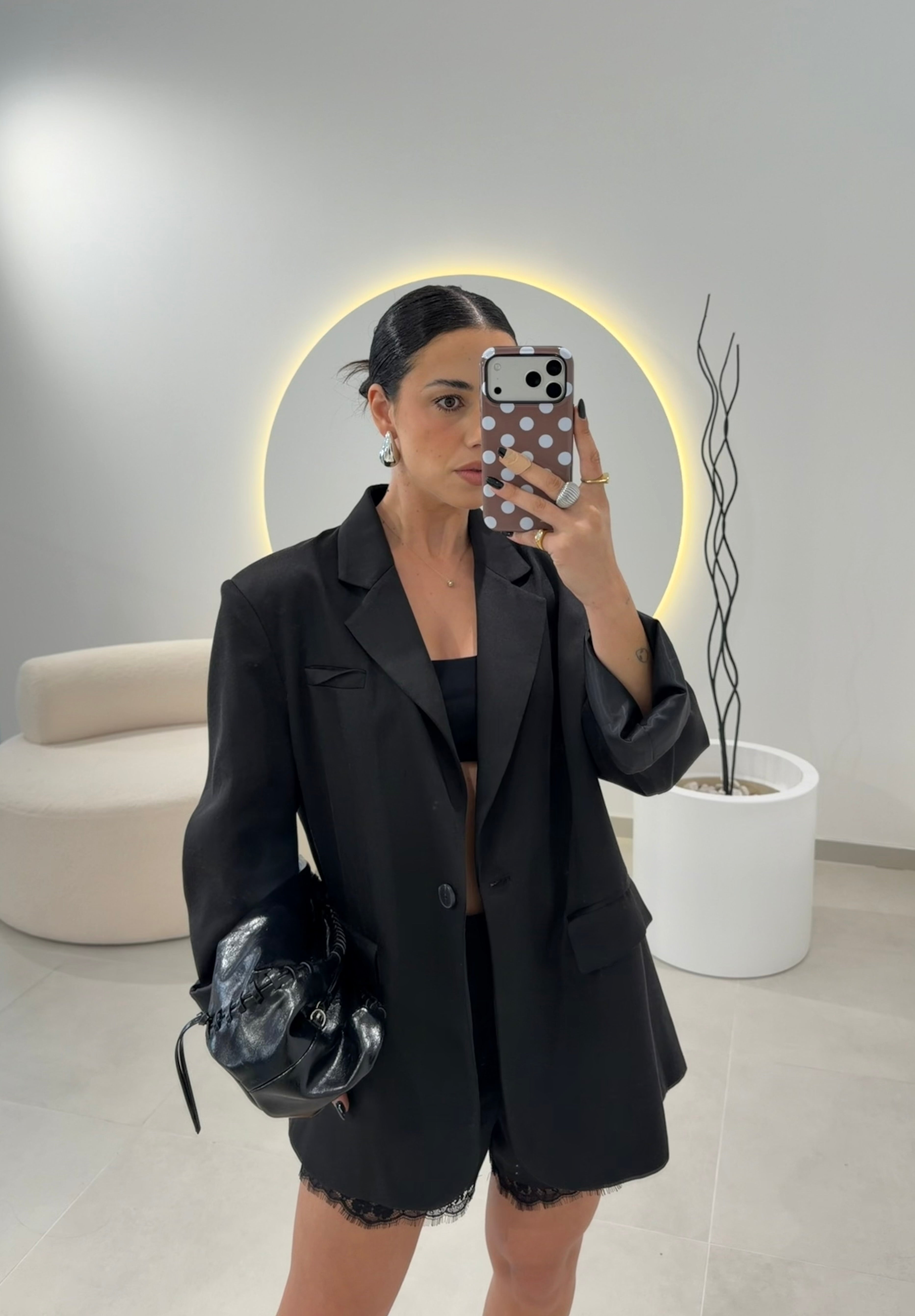 Classic Black Blazer Lumina