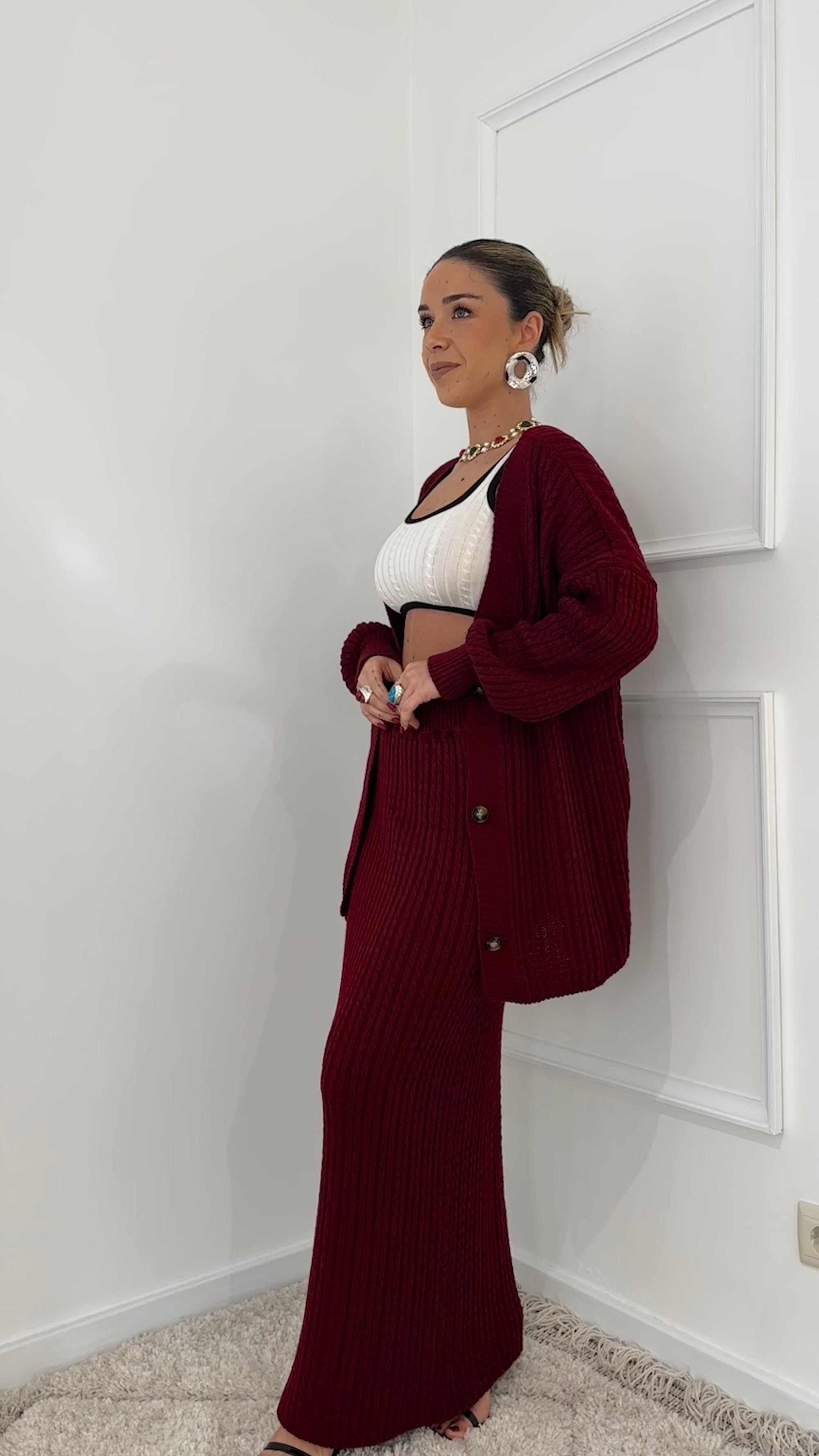 Conjunto Malha Saia Bordeaux