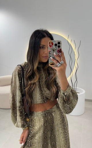 Conjunto Fluído Snake Print