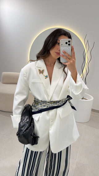 White Oversize Blazer