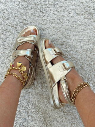 Sandálias Douradas